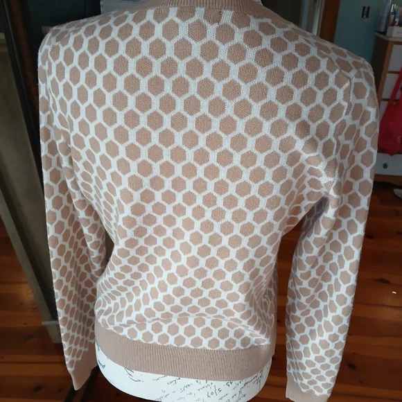 Banana Republic Tan and Cream Hexagon Cardigan - Picture 2 of 3